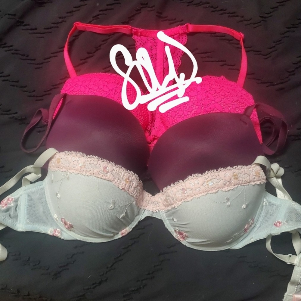 VICTORIAS SECRET BPUSH UP BRA BUNDLE